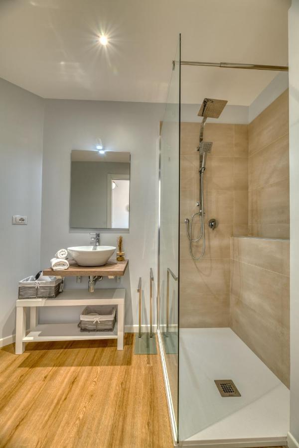 Izzhome Corso76 칼리아리 외부 사진