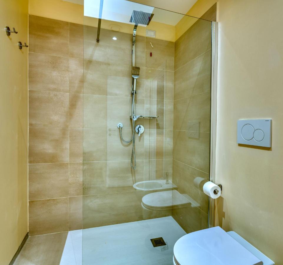 Izzhome Corso76 칼리아리 외부 사진