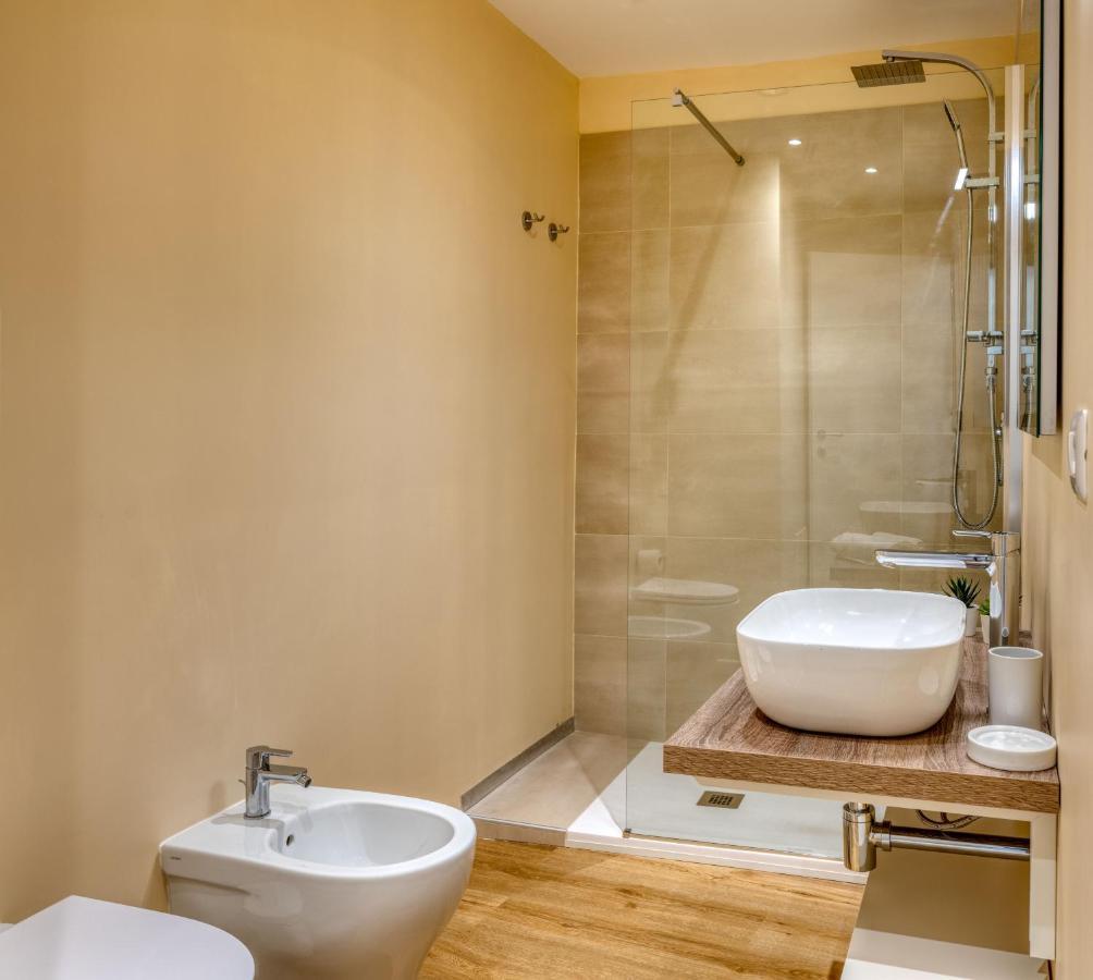 Izzhome Corso76 칼리아리 외부 사진